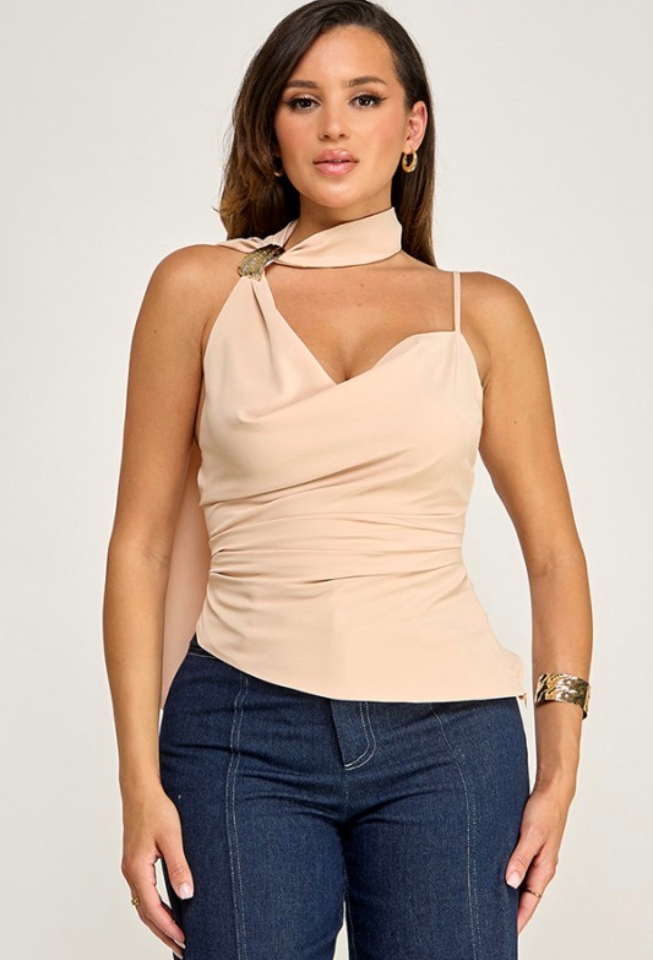 Natural scarf Detail Top