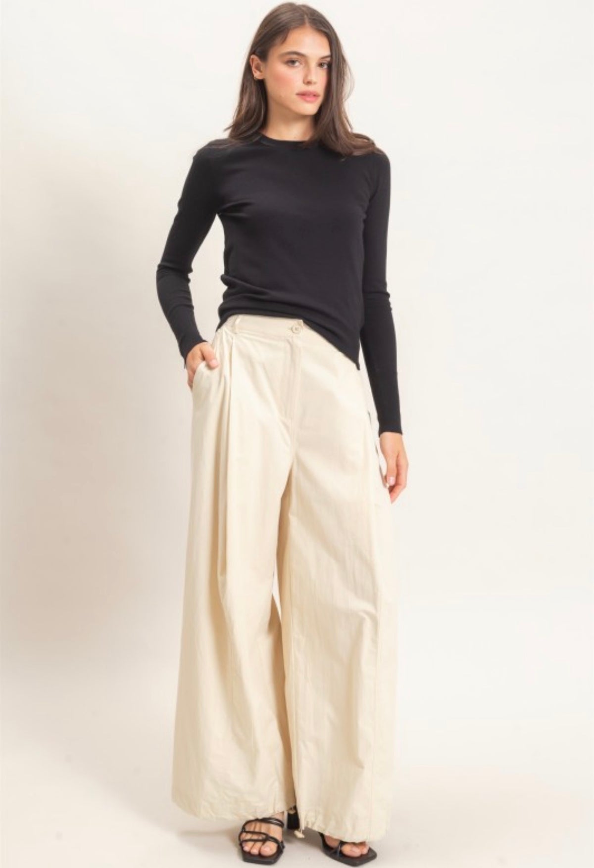 Sand Pleated Pants