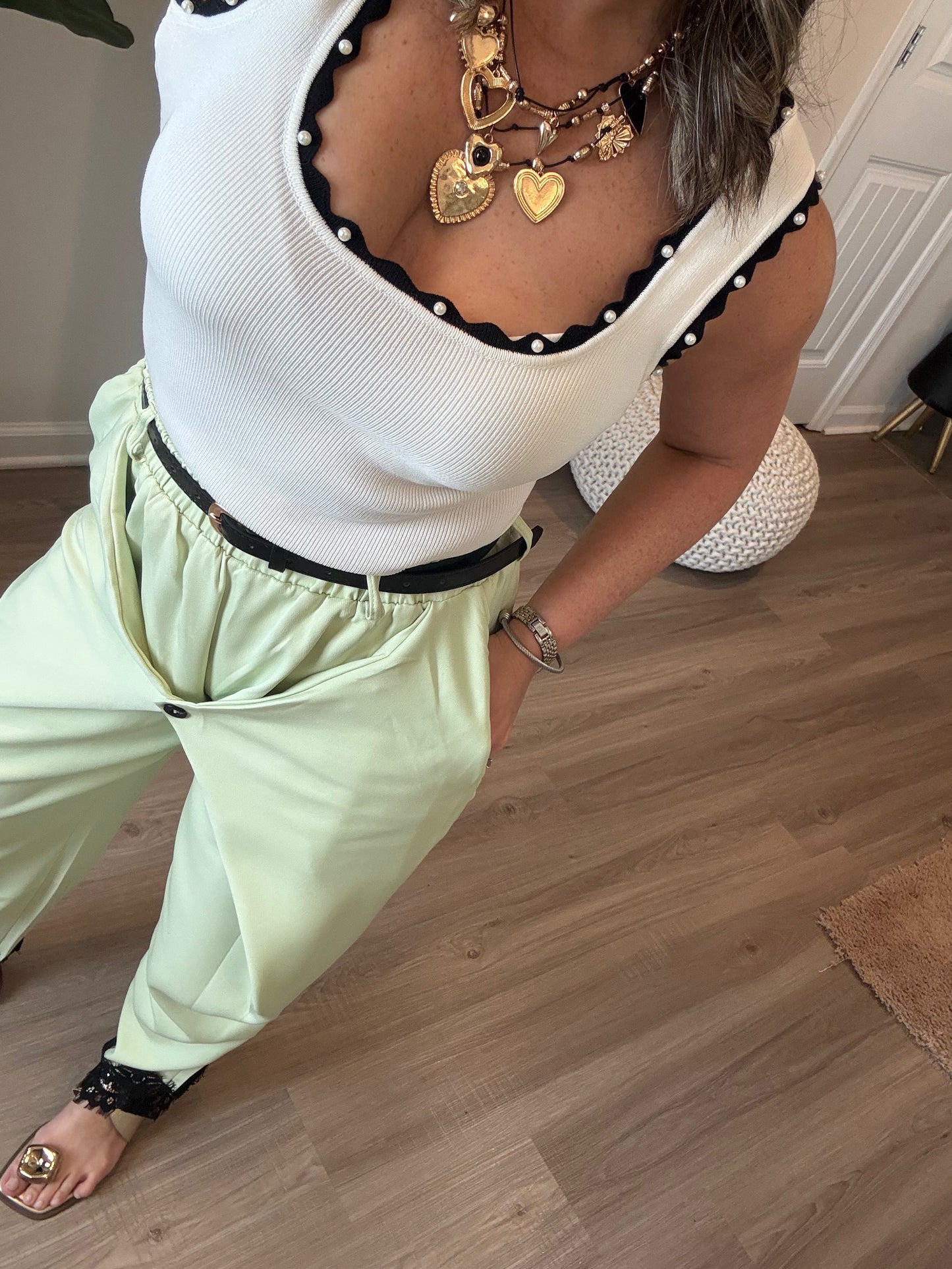 Green Balloon Pants w. Lace trim